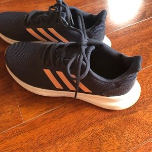Adidas sneakers great condition size 8